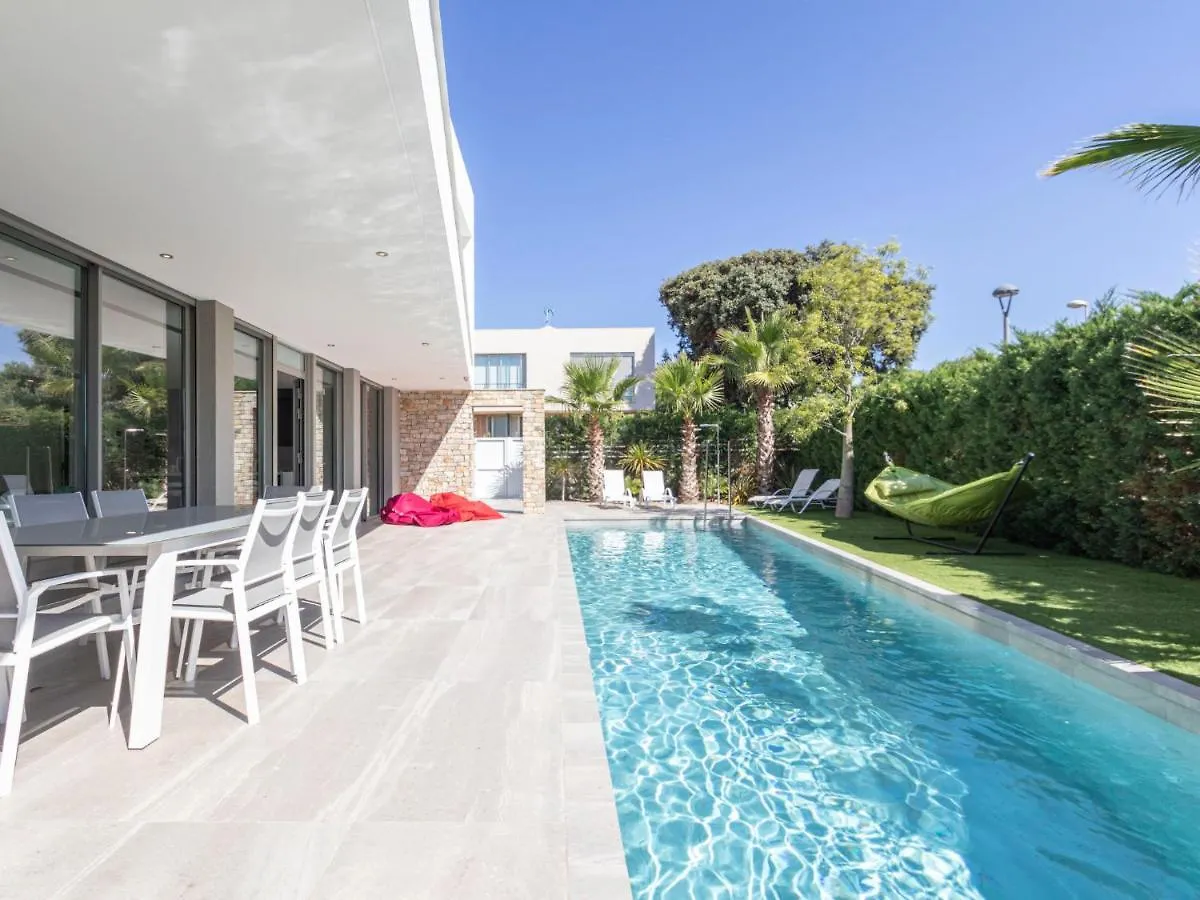 Villa Ardiaca By Interhome Cambrils