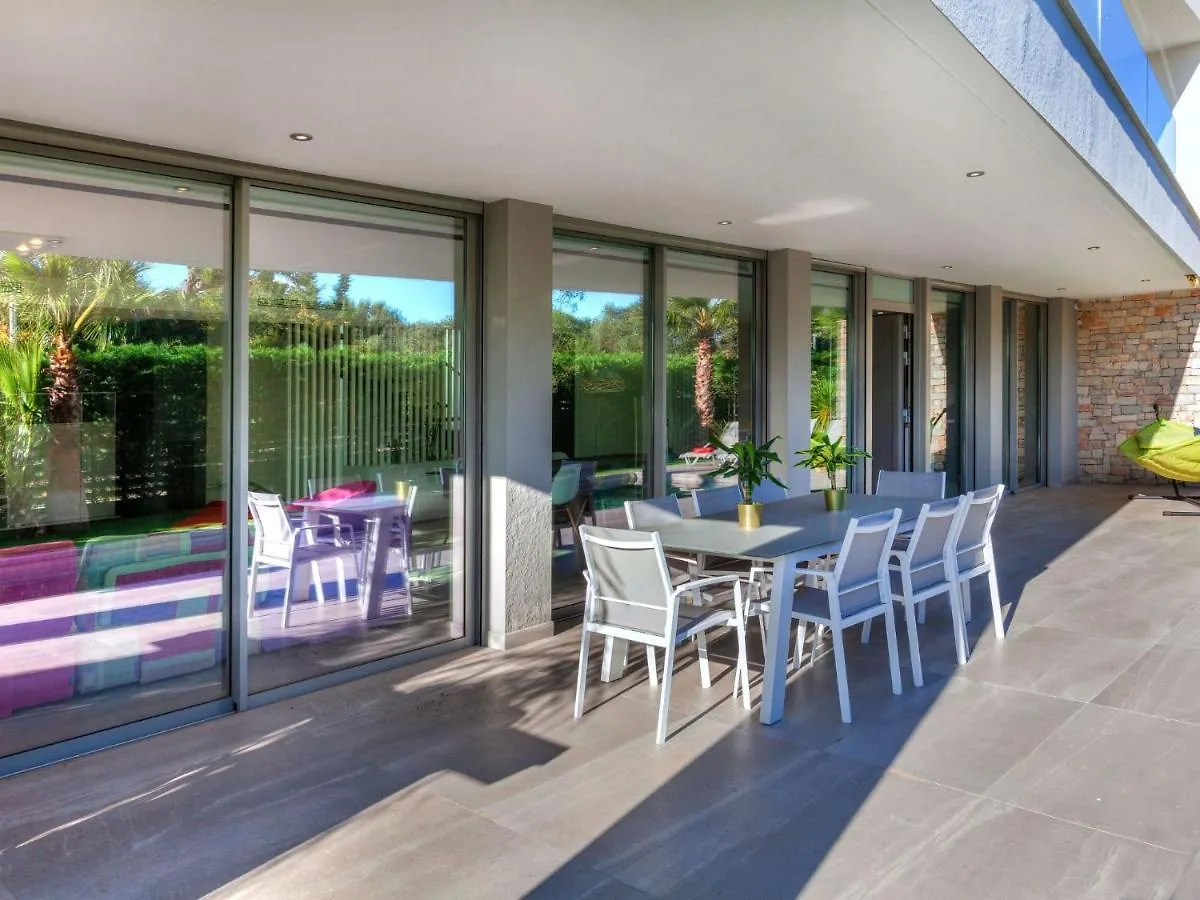 Villa Ardiaca By Interhome Cambrils